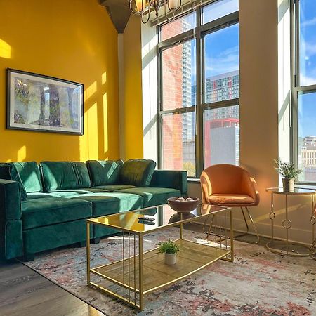 Spacious 2Br Vacation Rental With City View, Optional Parking And Gym Near Mccormick Place & Downtown Chicago Attractions Exterior photo