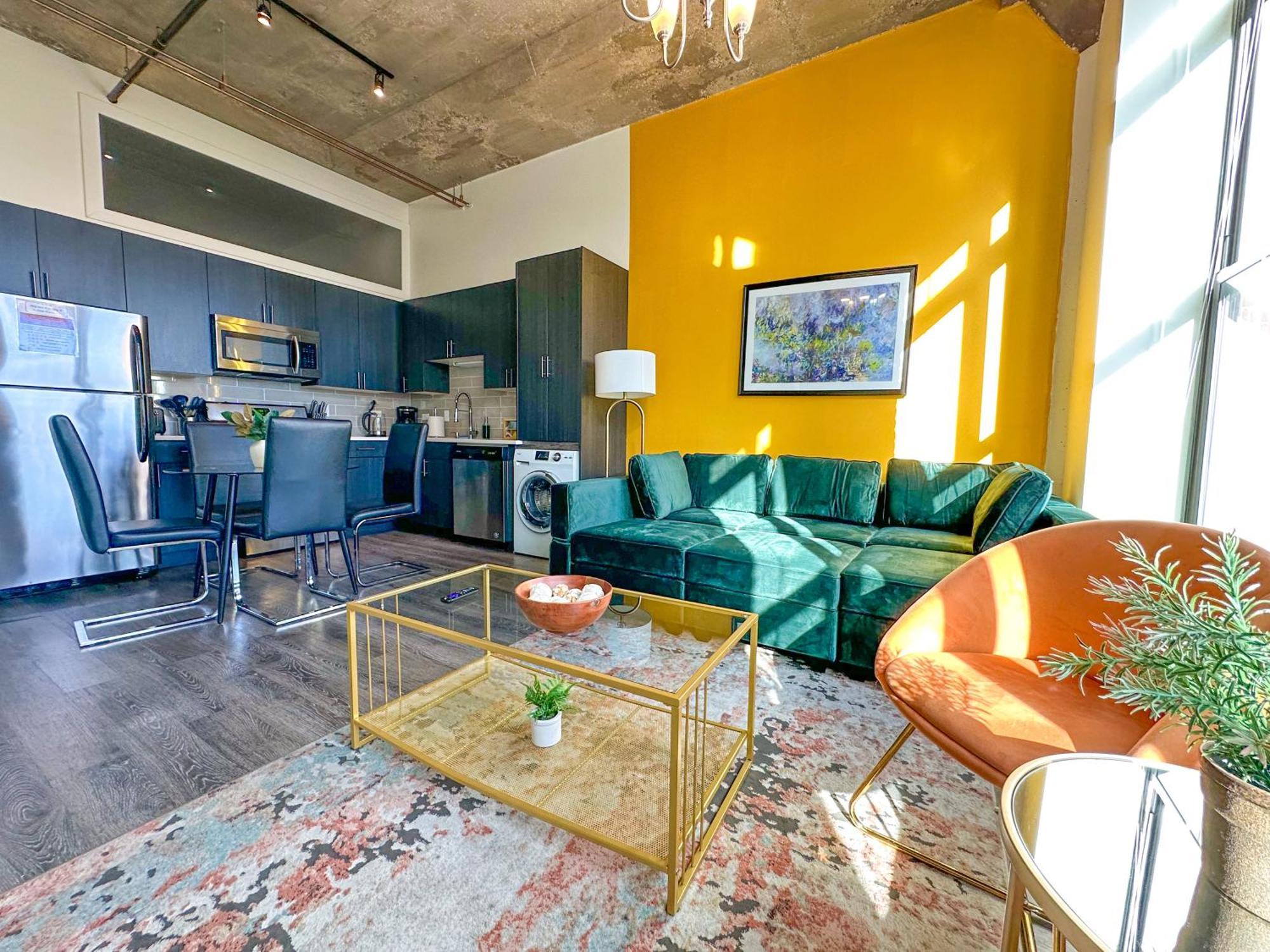 Spacious 2Br Vacation Rental With City View, Optional Parking And Gym Near Mccormick Place & Downtown Chicago Attractions Exterior photo