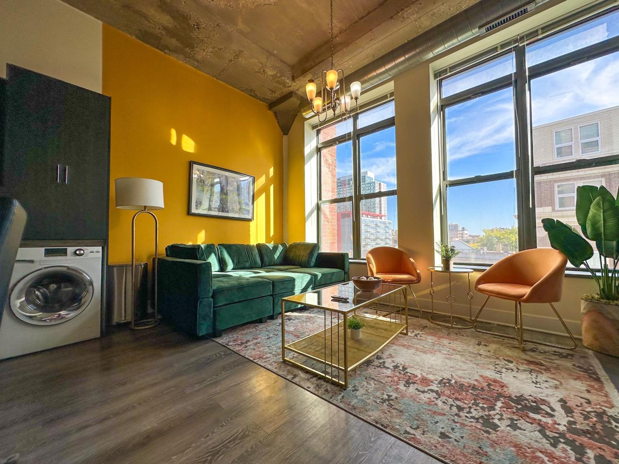 Spacious 2Br Vacation Rental With City View, Optional Parking And Gym Near Mccormick Place & Downtown Chicago Attractions Exterior photo